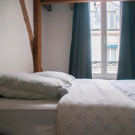 Nice 40 M Bright And Cosy With Wifi In Paris Apartment Paris