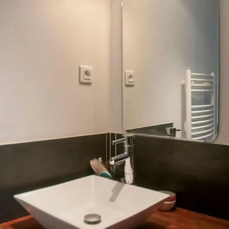Apartamento Nice 40 M Bright And Cosy With Wifi In Paris Paris