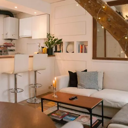 Apartment Nice 40 M Bright And Cosy With Wifi In Paris